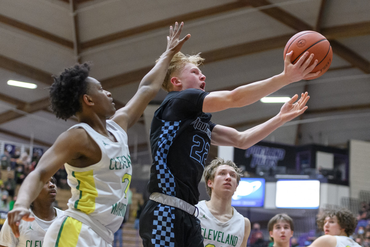 Mountainside Cleveland boys basketball Ken Waz 27